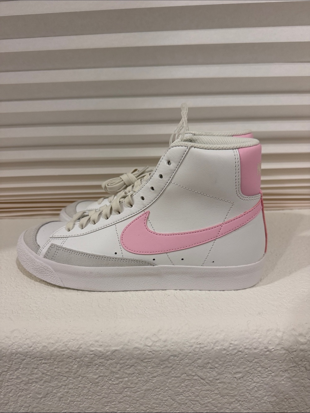 Nike Women’s/Big Kids High-Top Blazer Sneakers - White/Pink: 6.5y or 8womens